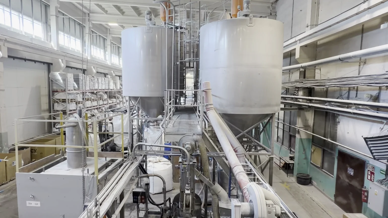Oil dosing machine
